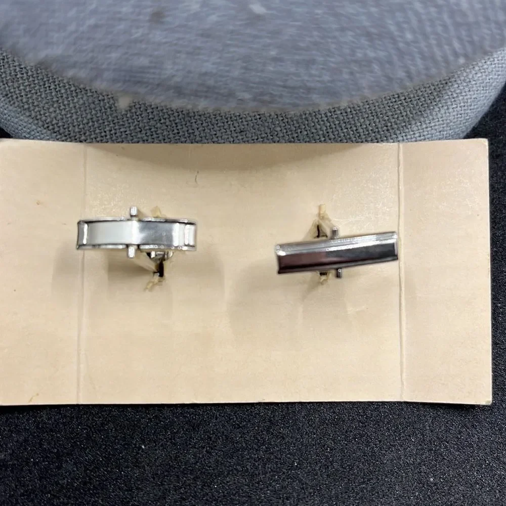 Vintage Fluer de Lis cuff links